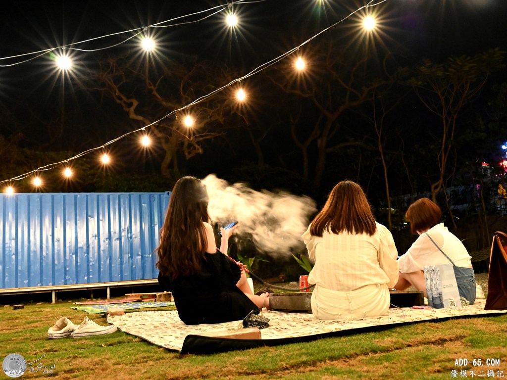 星芒四射的燈光